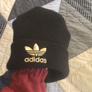 Adidas beanie